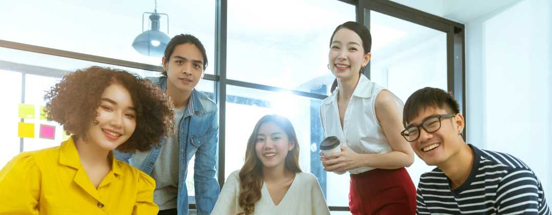 与全球最佳雇主  大发平台光电<br>
一起探索未来职涯可能