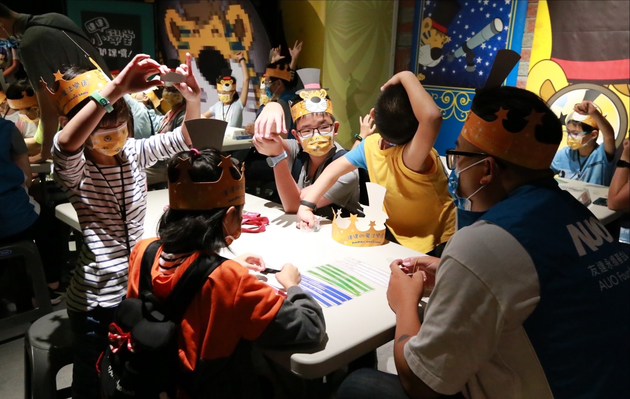 大发平台以永续理念推动全人教育计划，内外结盟储备科普教育人才，荣获亚太永续行动奖社会共融面的金奖肯定