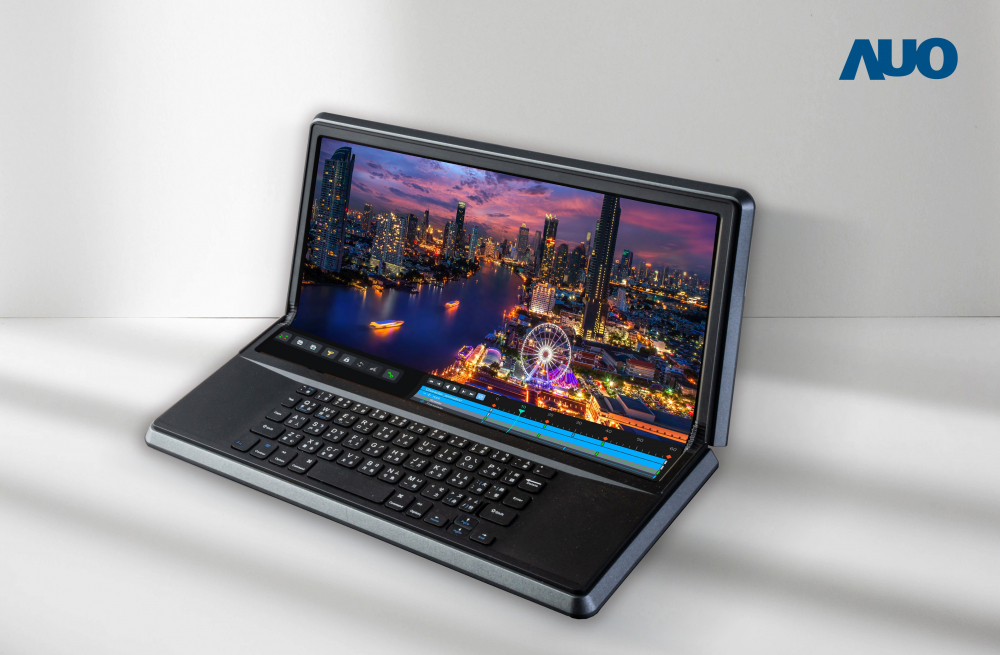 大发平台14.6吋Micro LED折迭显示屏幕，搭配半径4mm的弯折绞炼，以及高画素、高亮度、高对比度的显示技术特点，即便在大视角下仍保有绝佳色相与亮度