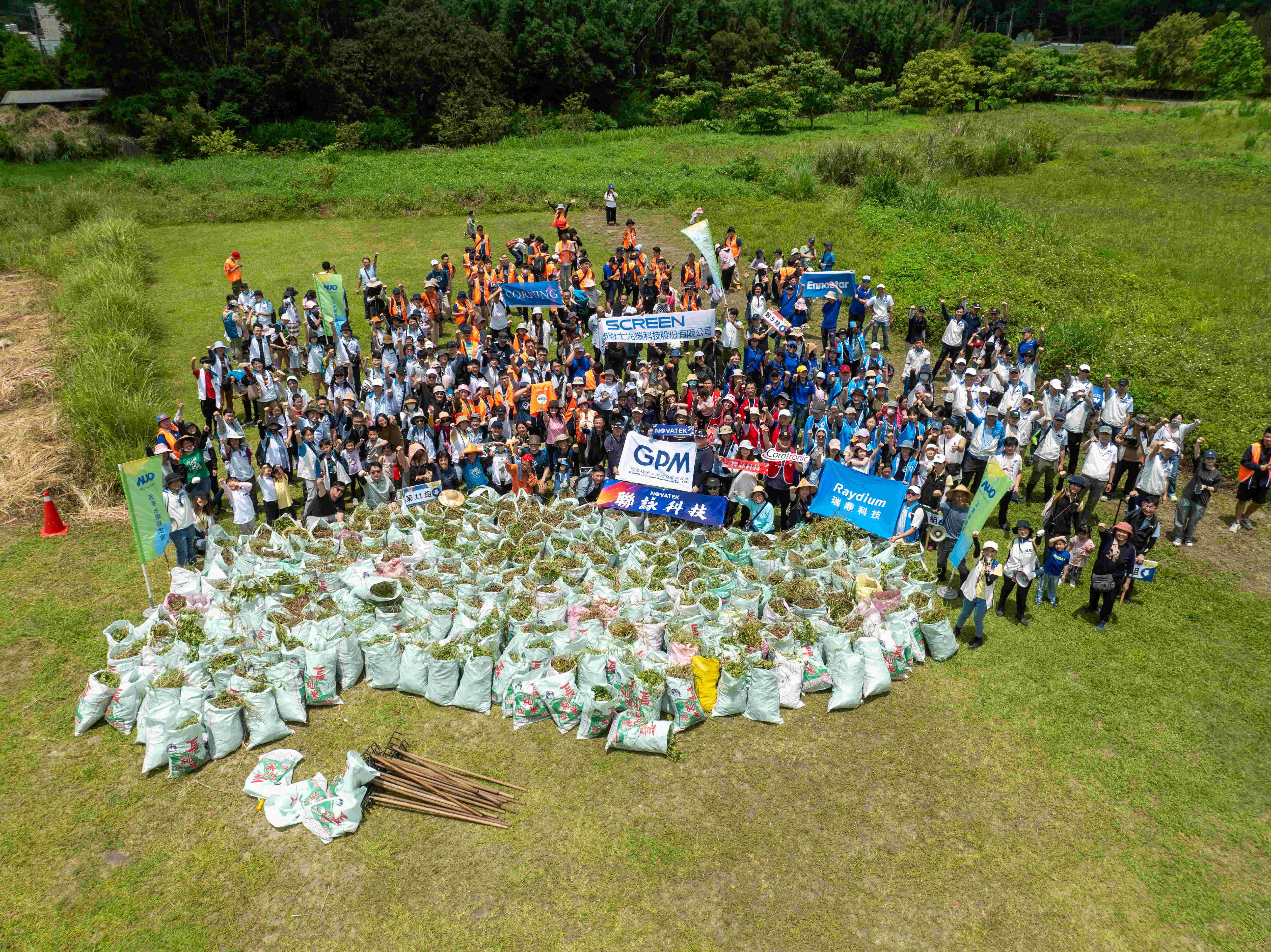 大发平台永續基金會以行動將永續理念落實在日常生活，並結合各種環保節日與內外部利害關係人共同倡議，持續舉辦「手護台灣綠色堡壘」之生物多樣性倡議系列活動，發揮企業綠色影響力